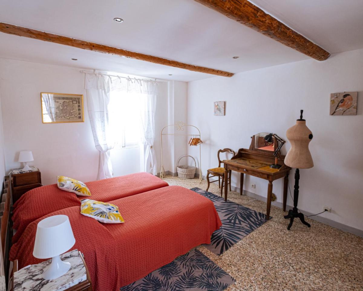 L'Escarpolette Villa Saint-Saturnin-d'Apt Buitenkant foto